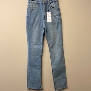 Zara Slim Flare Jeans. Brand new with tags. Size US 4/EUR 36.